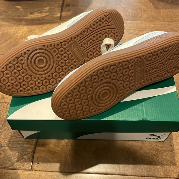 Puma Palermo Turquoise Surf-Pristine-Gum womens 8 - Picture 2 of 3